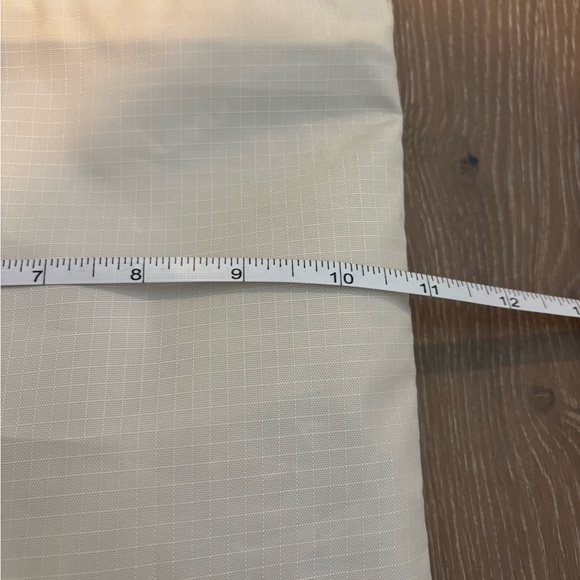 Lesportsac Cream Shoulder Bag - Picture 7 of 8